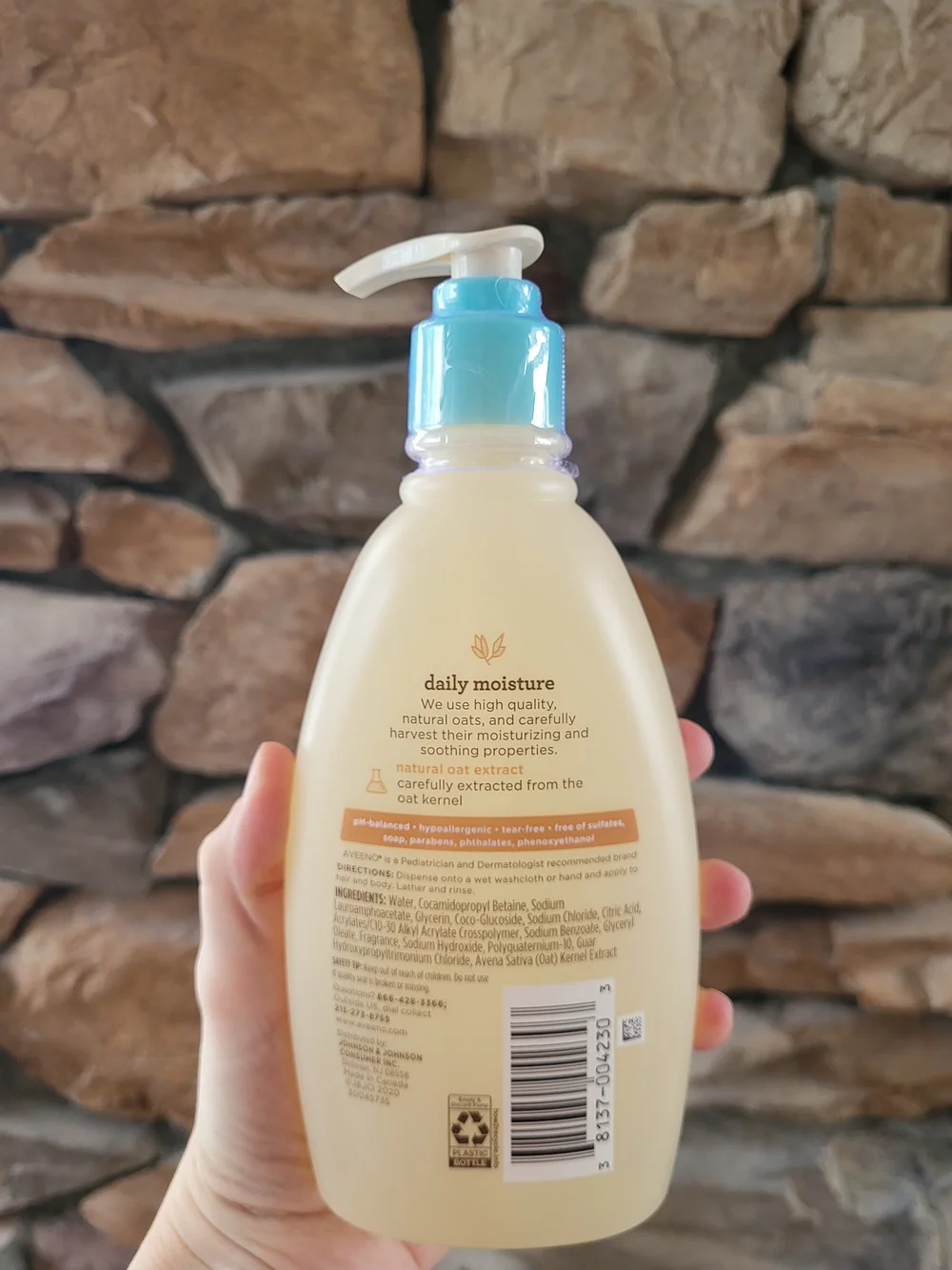 Aveeno Baby Daily Moisture Wash & Shampoo - Natural Oat Extract - Baby Gift